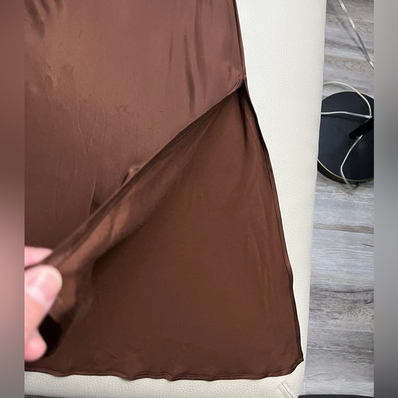 Zara Women’s Satin Effect V Neck Strappy Midi Dress - Size XL - Picture 8 of 13